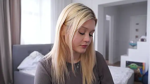 TaraBomstad's cam snapshot