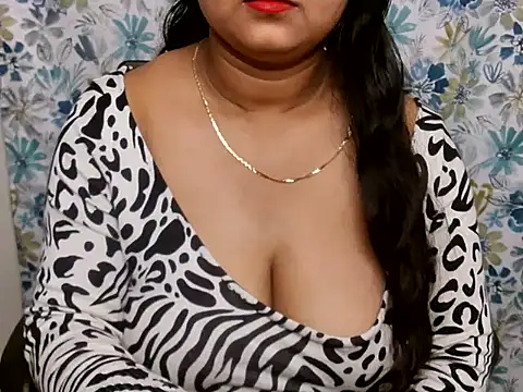 YOUR_URVI_'s cam snapshot