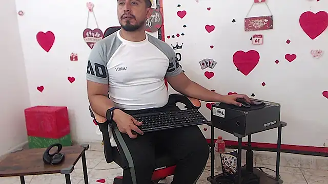 KalethBigDick live sex cam