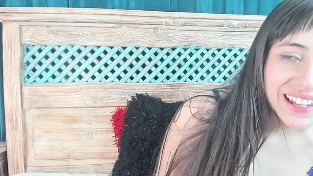 Cassandra_Armani's cam snapshot