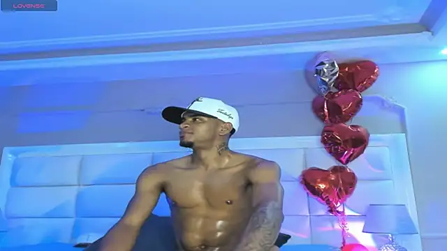 AaronCruz_ live sex cam