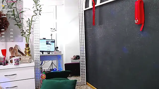 MiraPleasure_'s cam snapshot