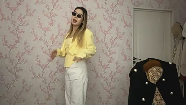 Elina_Mottel's cam snapshot