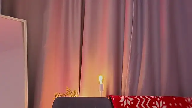 Leyla_crsh's cam snapshot