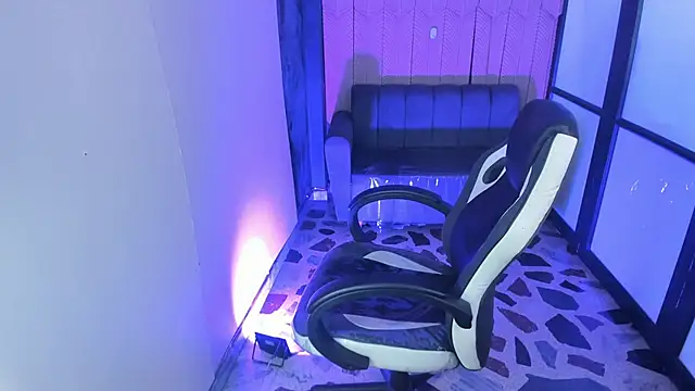 SiaFoxx_'s cam snapshot