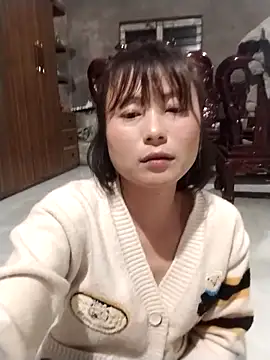 linda_bae00 live sex cam