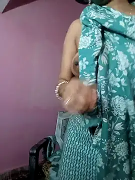 JYOTIKUR_35's cam snapshot