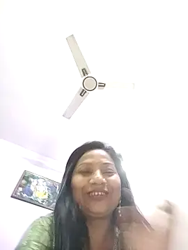 Cute-Janvi20 live sex cam