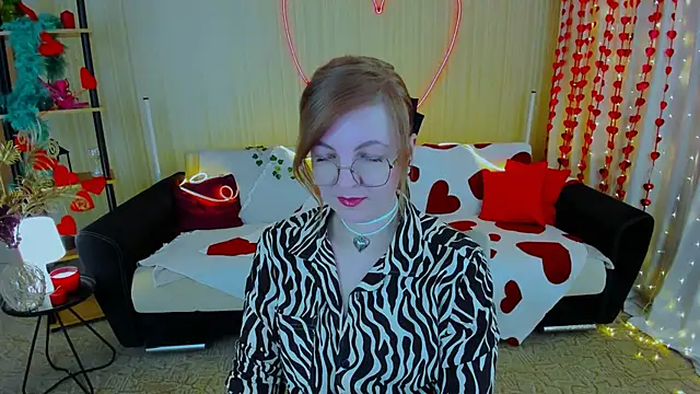 YourUniverser's cam snapshot