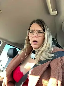 EmyLana live sex cam