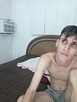 Milfvalesk live sex cam