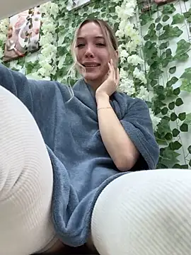 -HollyWay-'s cam snapshot