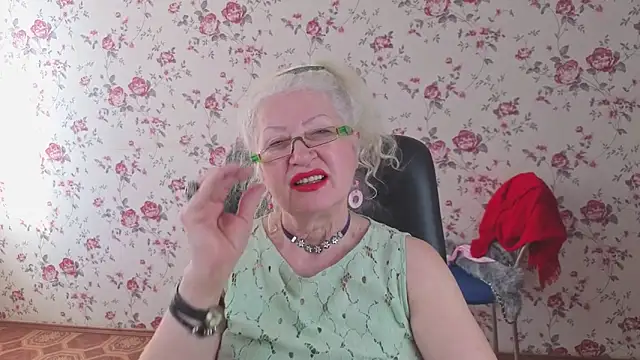 Maya_Mayflower's cam snapshot