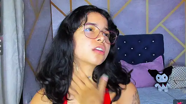 _vaiolet_owo live sex cam