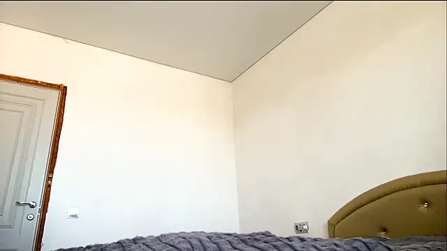 Little_ines's cam snapshot