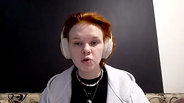 CurlaPettyBom's cam snapshot