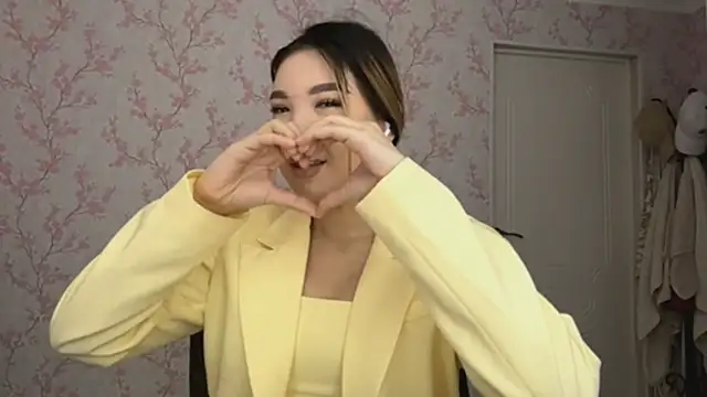 Elina_Mottel's cam snapshot