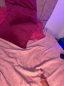 Sweett_Taylorr's cam snapshot