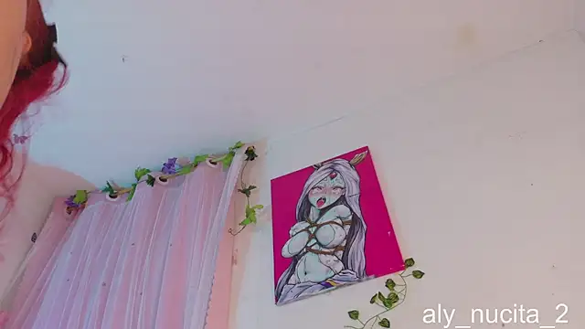 aly_nucita_'s cam snapshot