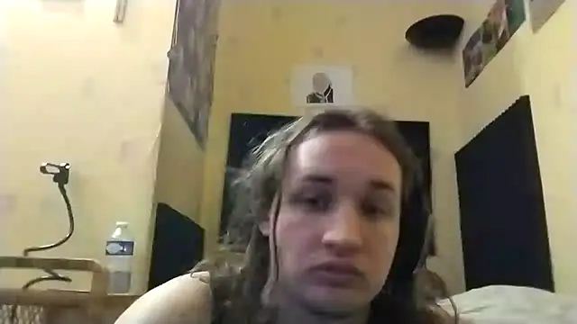 julialafemboy59's cam snapshot