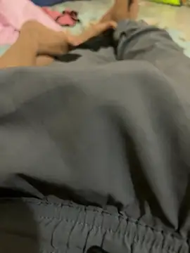 hungry-boys's cam snapshot