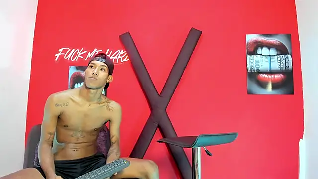 GREEN_BOYS's cam snapshot