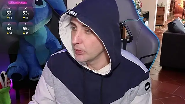 Gil_gamesh90's cam snapshot