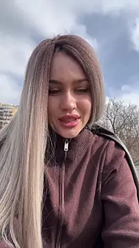 KikiWatson live sex cam