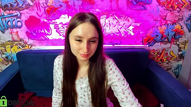 Kira__Sweet live sex cam