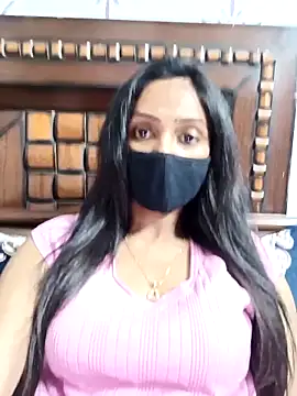 Yours-Bebo live sex cam