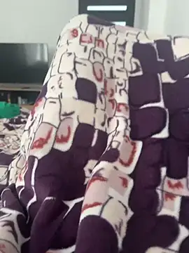 LoudPony's cam snapshot