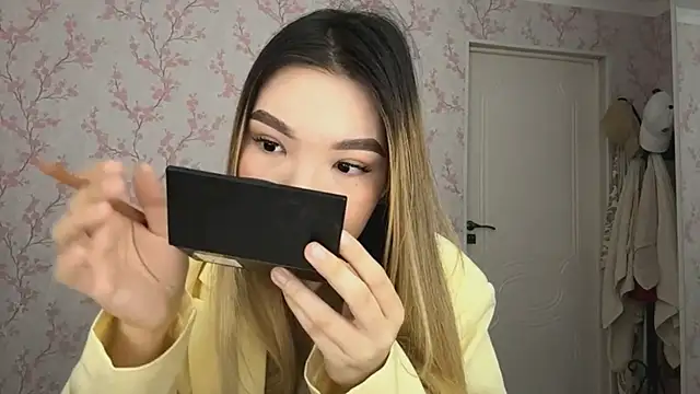 Elina_Mottel's cam snapshot