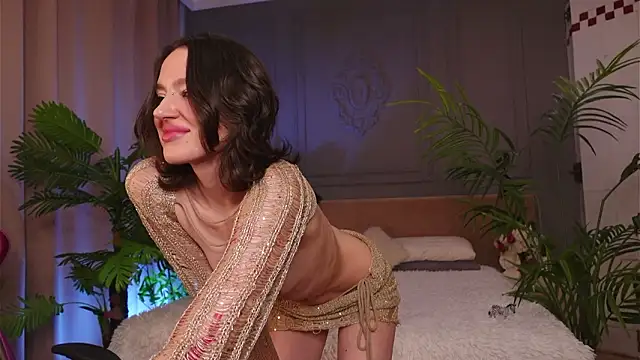 Devilinee live sex cam