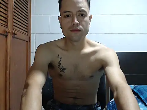 dimitriquiet05 live sex cam