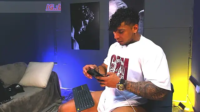 bradley_smith live sex cam