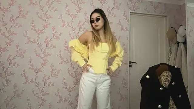 Elina_Mottel's cam snapshot