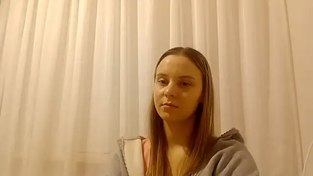 CrackShirker's cam snapshot