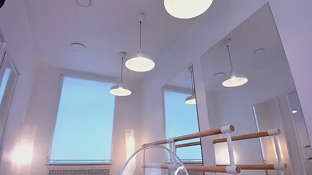 Scarlet_Muse_'s cam snapshot