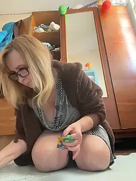 Irina2909@xh live sex cam