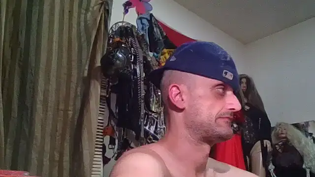 slinginbigD's cam snapshot