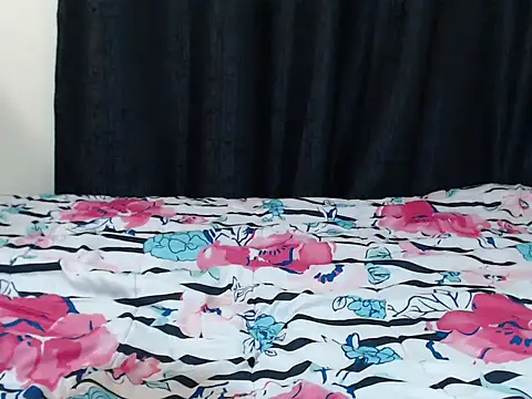 Gweneve's cam snapshot