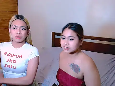 vien_pussy69's cam snapshot