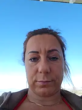 AngelaDesires live sex cam