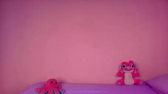 Venus2357 live sex cam