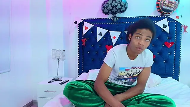 Cristal_and_luke live sex cam