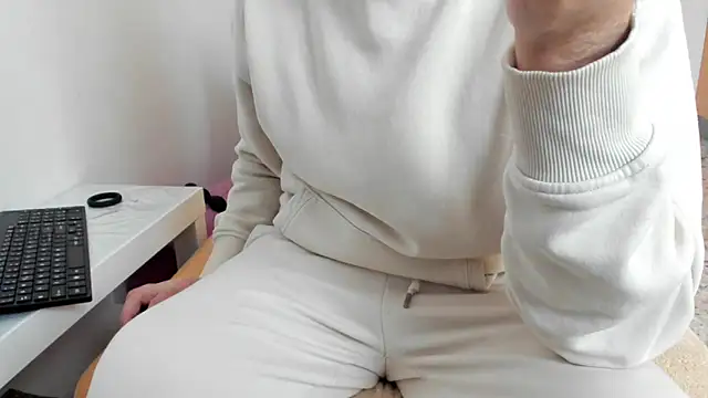 The_Fenix_xxx live sex cam