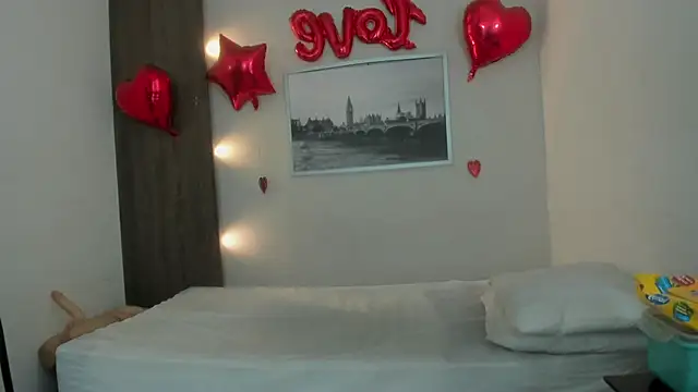 Cheryl_JONES live sex cam