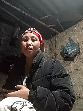 lena-cute live sex cam