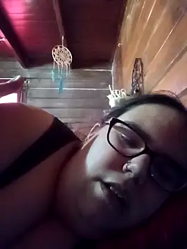 gatitabuena-90's cam snapshot