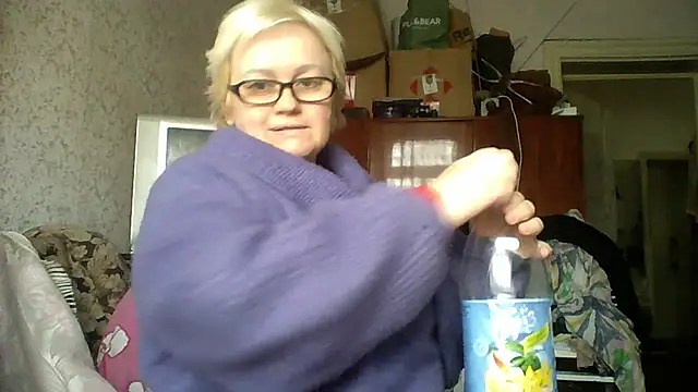 Mayya4321 live sex cam